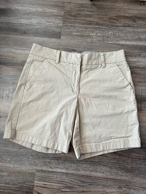 Classic Women's Khaki Chino Shorts
